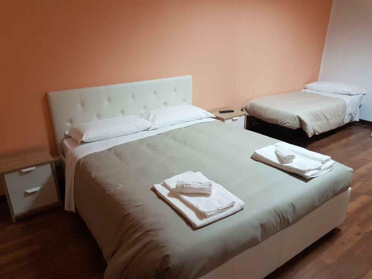 Hotel Piramide Reggio Emilia Exterior photo